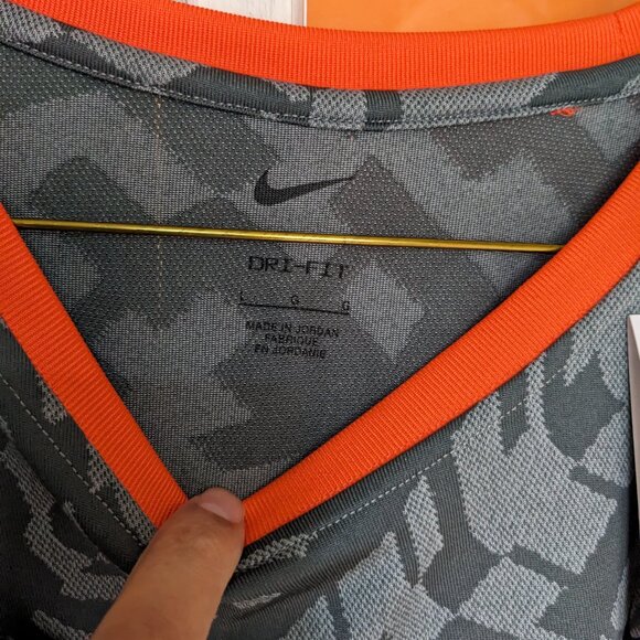 NIKE dry fit work out runners t-shirt - Picture 3 of 4